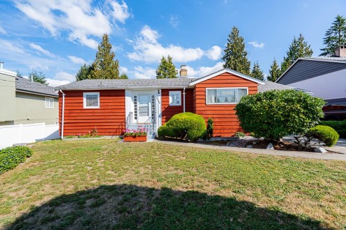 5388 Halley Avenue, Burnaby, BC 