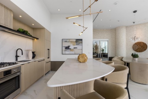 2807-7728 Park Crescent, Burnaby, BC 