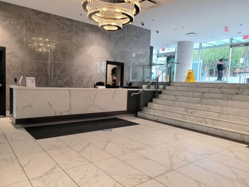 2501-1283 Howe Street  Vancouver, BC V6Z 0E3