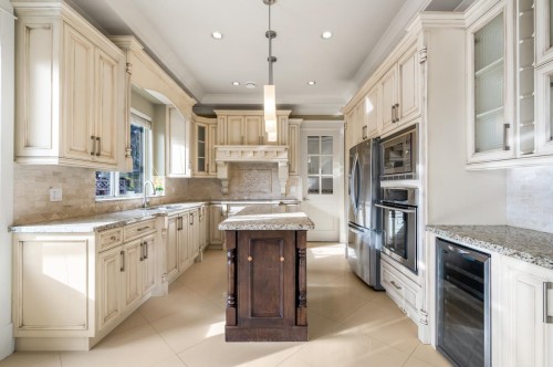 9631 Diamond Road, Richmond, BC 