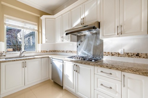 9631 Diamond Road, Richmond, BC 