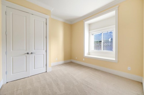 9631 Diamond Road, Richmond, BC 