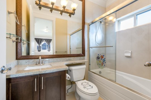 9631 Diamond Road, Richmond, BC 