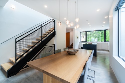 521 30Th Avenue E, Vancouver, BC 