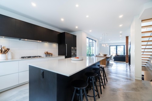 521 30Th Avenue E, Vancouver, BC 