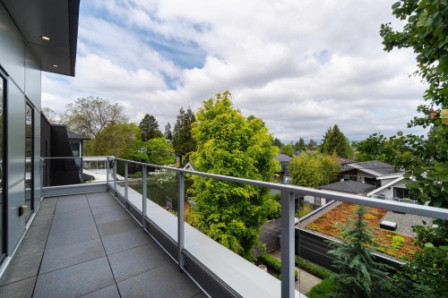 521 30Th Avenue E, Vancouver, BC 