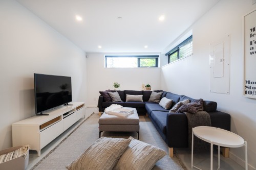 521 30Th Avenue E, Vancouver, BC 