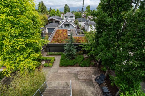 521 30Th Avenue E, Vancouver, BC 