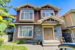 3345 Monmouth Avenue  Vancouver, BC V5R 5R7