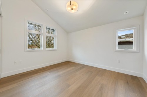 1136 26Th Avenue E, Vancouver, BC 