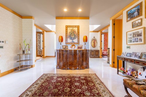 1178 Laurier Avenue, Vancouver, BC 