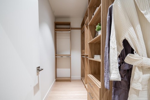 2833 Oliver Crescent, Vancouver, BC 