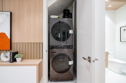 2833 Oliver Crescent, Vancouver, BC 