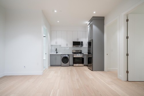 2833 Oliver Crescent, Vancouver, BC 