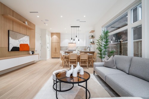 2833 Oliver Crescent, Vancouver, BC 