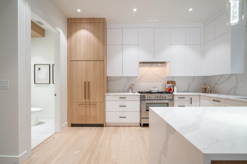 2833 Oliver Crescent, Vancouver, BC 