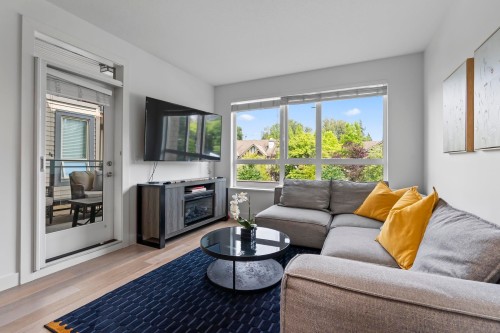 416-3399 Noel Drive, Burnaby, BC 