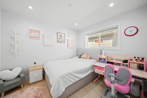 870 59Th Avenue W, Vancouver, BC 