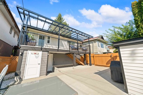 870 59Th Avenue W, Vancouver, BC 