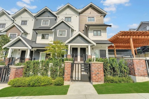 207-678 Fairview Street  Coquitlam, BC V3J 0N1