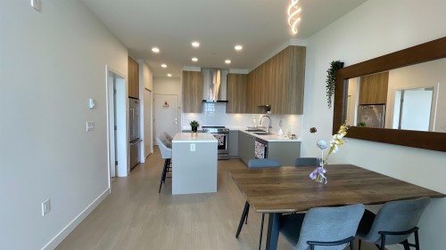 614-7599 15Th Street, Burnaby, BC 