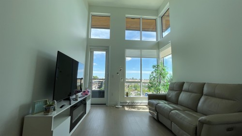 614-7599 15Th Street, Burnaby, BC 