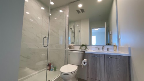 614-7599 15Th Street, Burnaby, BC 