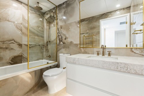 303-2096 47Th Avenue W, Vancouver, BC 