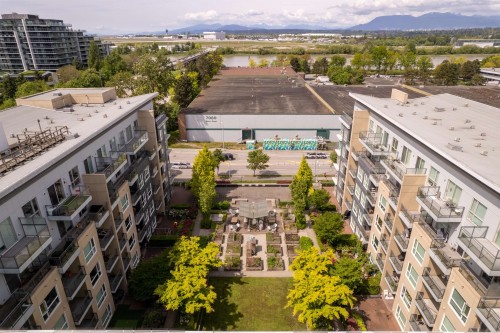 715-5311 Cedarbridge Way, Richmond, BC 