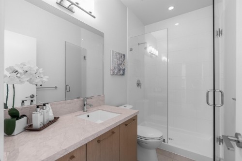 715-5311 Cedarbridge Way, Richmond, BC 