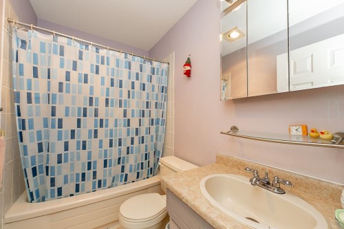 5150 Hastings Street, Burnaby, BC 