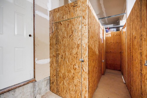 5150 Hastings Street, Burnaby, BC 