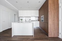 2111-4650 Brentwood Boulevard  Burnaby, BC V5C 0M3