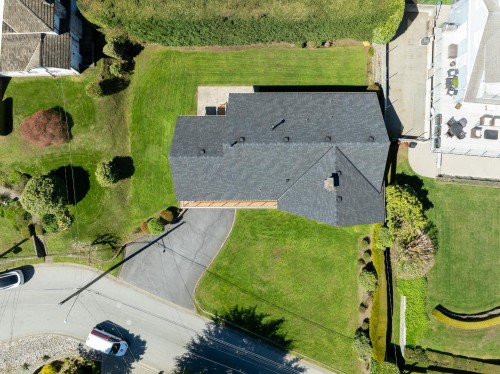 587 Beachview Drive, North Vancouver, BC 