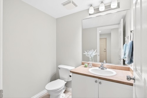 212-1567 Grant Avenue, Port Coquitlam, BC 