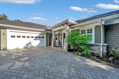 2263 Lythe Court, West Vancouver, BC 