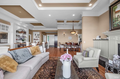 2263 Lythe Court, West Vancouver, BC 