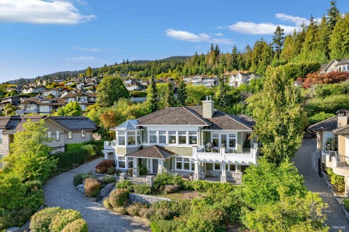 2263 Lythe Court, West Vancouver, BC 