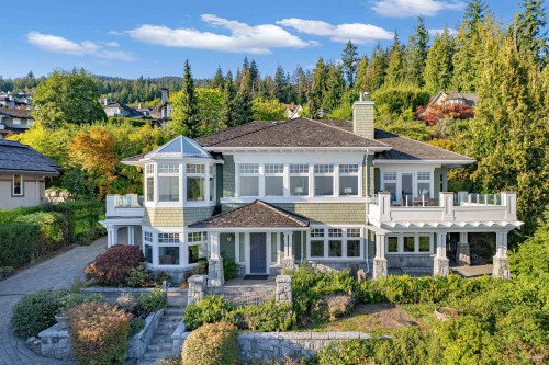 2263 Lythe Court, West Vancouver, BC 