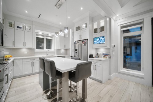 459 55Th Avenue E, Vancouver, BC 