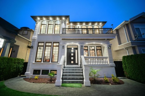 459 55Th Avenue E, Vancouver, BC 