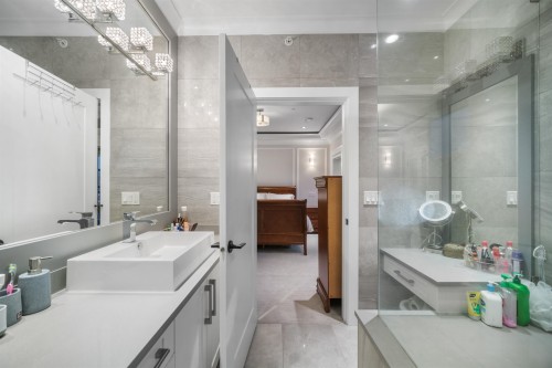 459 55Th Avenue E, Vancouver, BC 