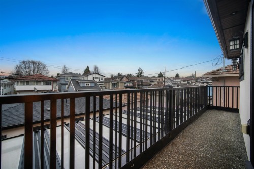 459 55Th Avenue E, Vancouver, BC 