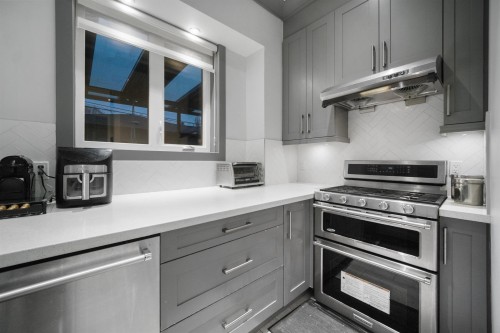 459 55Th Avenue E, Vancouver, BC 