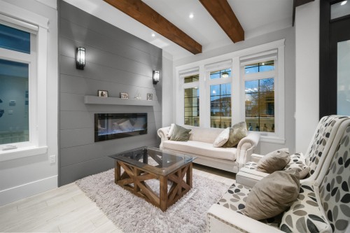 459 55Th Avenue E, Vancouver, BC 