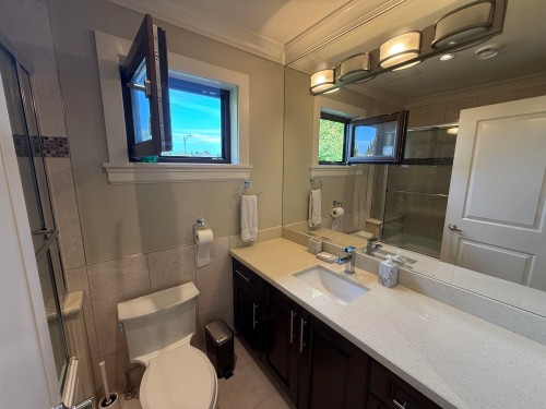 7689 Jasper Crescent, Vancouver, BC 