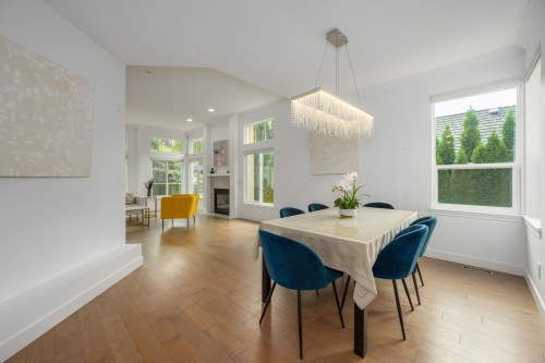 2757 Chelsea Court, West Vancouver, BC 