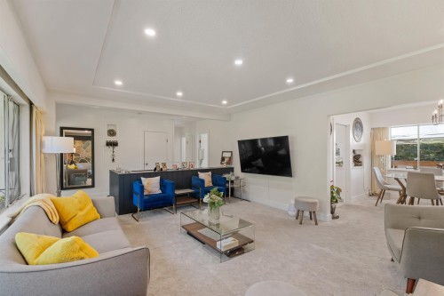 869 Clements Avenue, North Vancouver, BC 