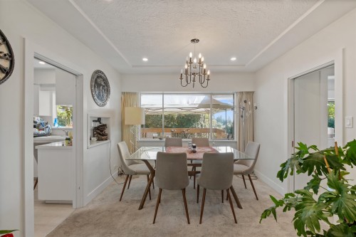 869 Clements Avenue, North Vancouver, BC 