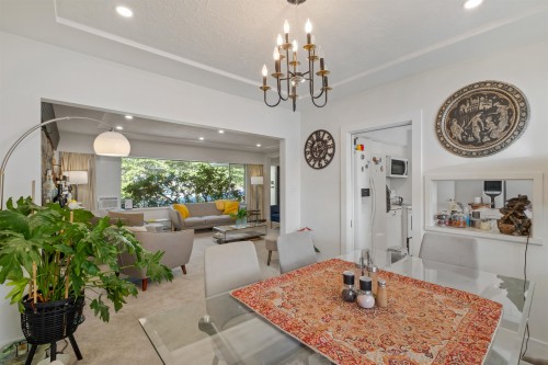 869 Clements Avenue, North Vancouver, BC 